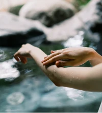 写真:入浴イメージ